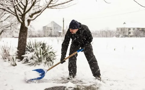 snow shoveling in kalispell